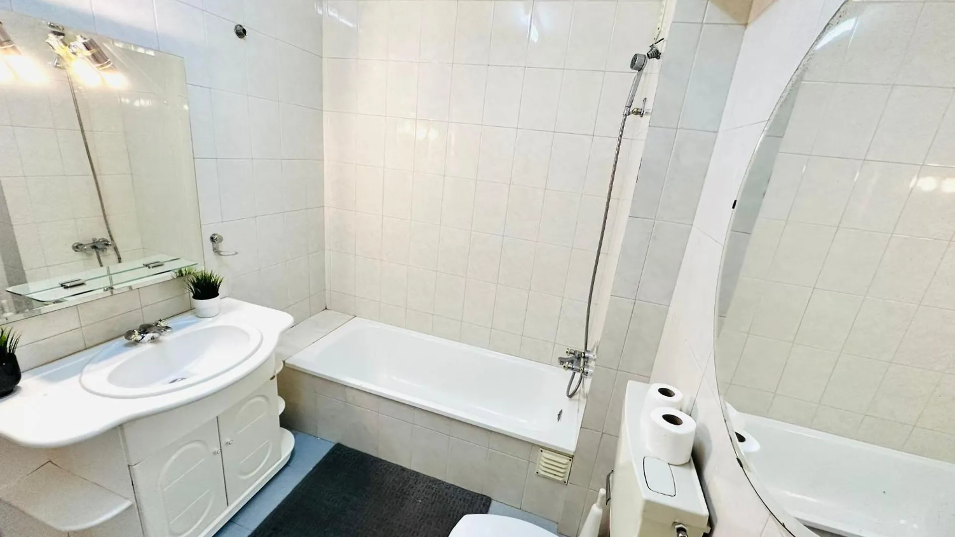 Ostello Central Lisbon Rooms, Best Location For Tourists Portogallo