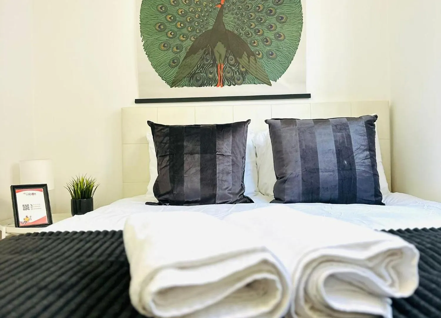 Central Lisbon Rooms, Best Location For Tourists