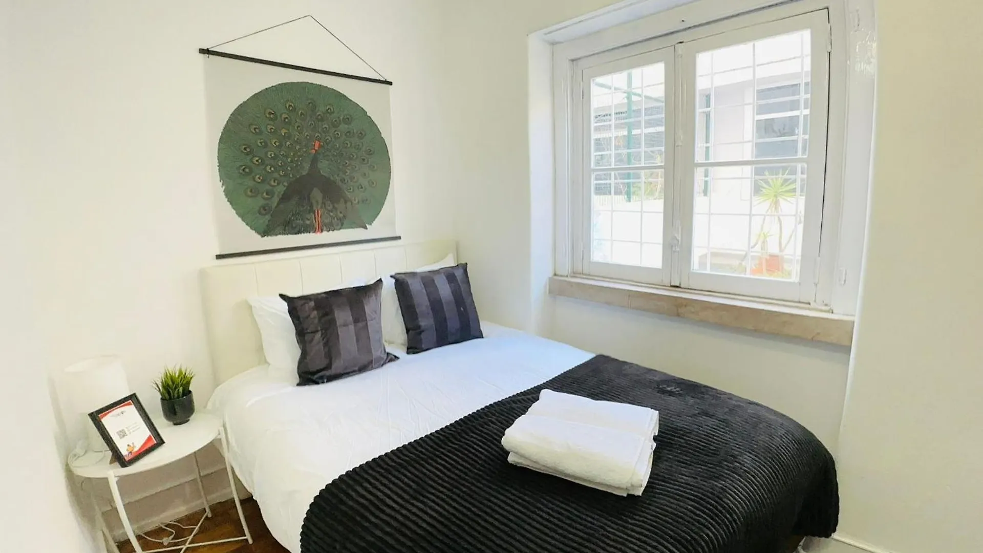 Central Lisbon Rooms, Best Location For Tourists Ostello