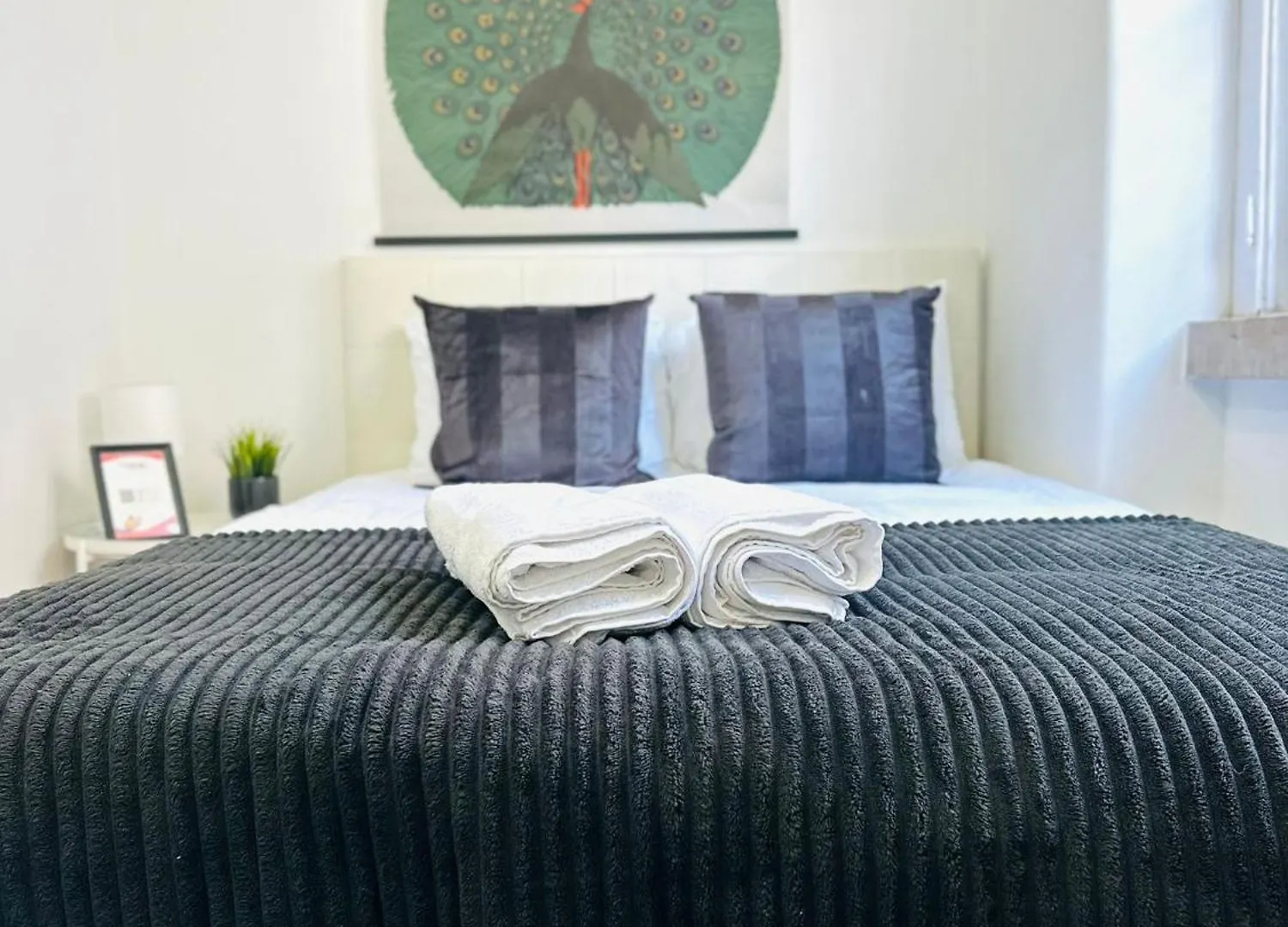 Central Lisbon Rooms, Best Location For Tourists 0*,