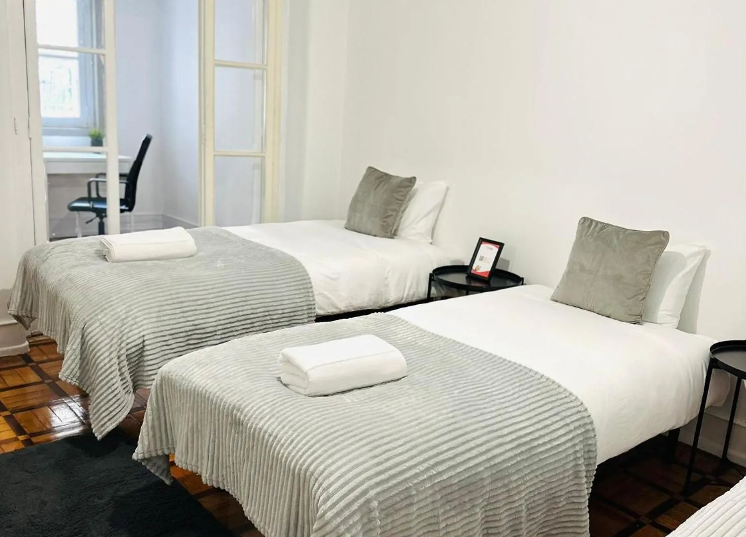 Central Lisbon Rooms, Best Location For Tourists Ostello